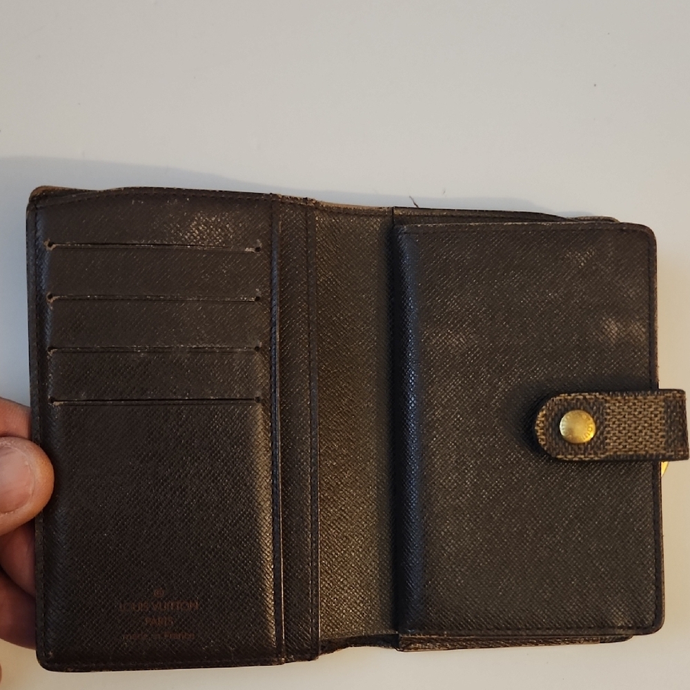 Louis Vuitton Damier Ebene French Kisslock Wallet. Unisex - Picture 6 of 16